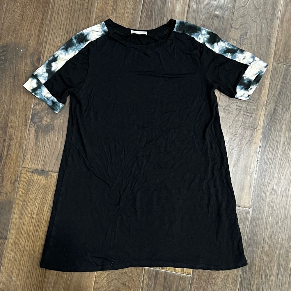 Love Story T-Shirt - Picture 7 of 11